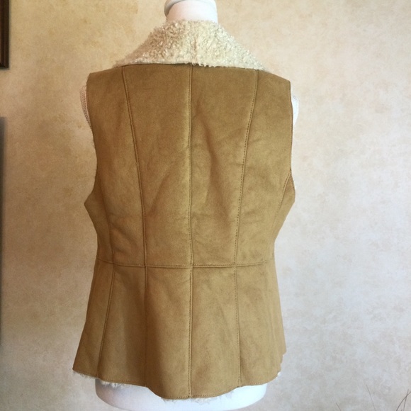 Talbots Faux Leather Sherpa Vest - Picture 3 of 7